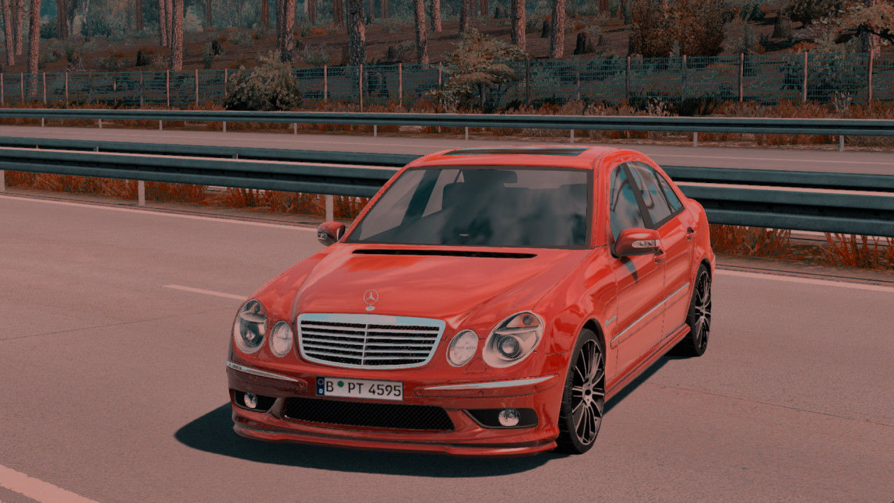 Mercedes Benz E55 AMG W211